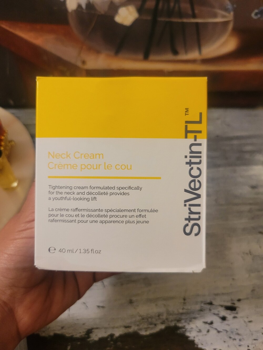 StriVectin Neck Cream - Yellow & White Box